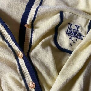 Vintage chic cardigan